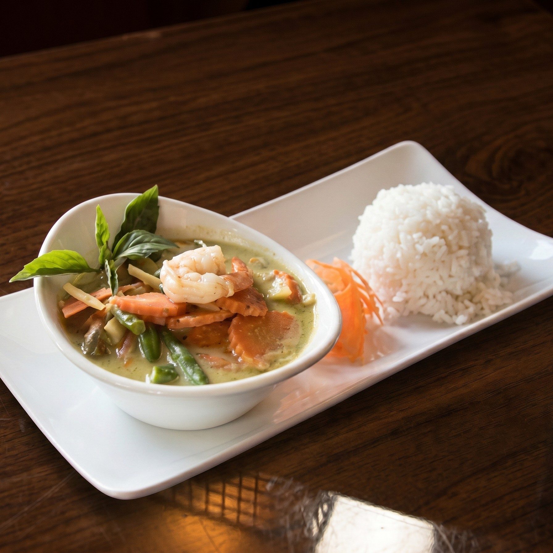 L-13 Green Curry.