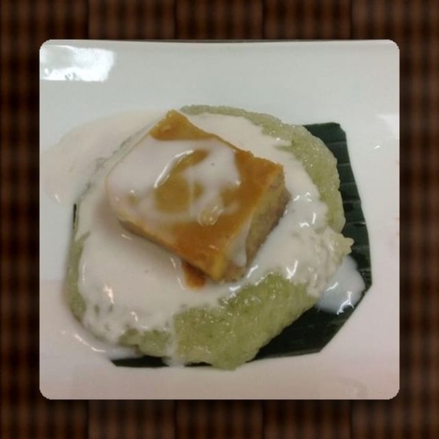 Sticky Rice With Thai Custard.